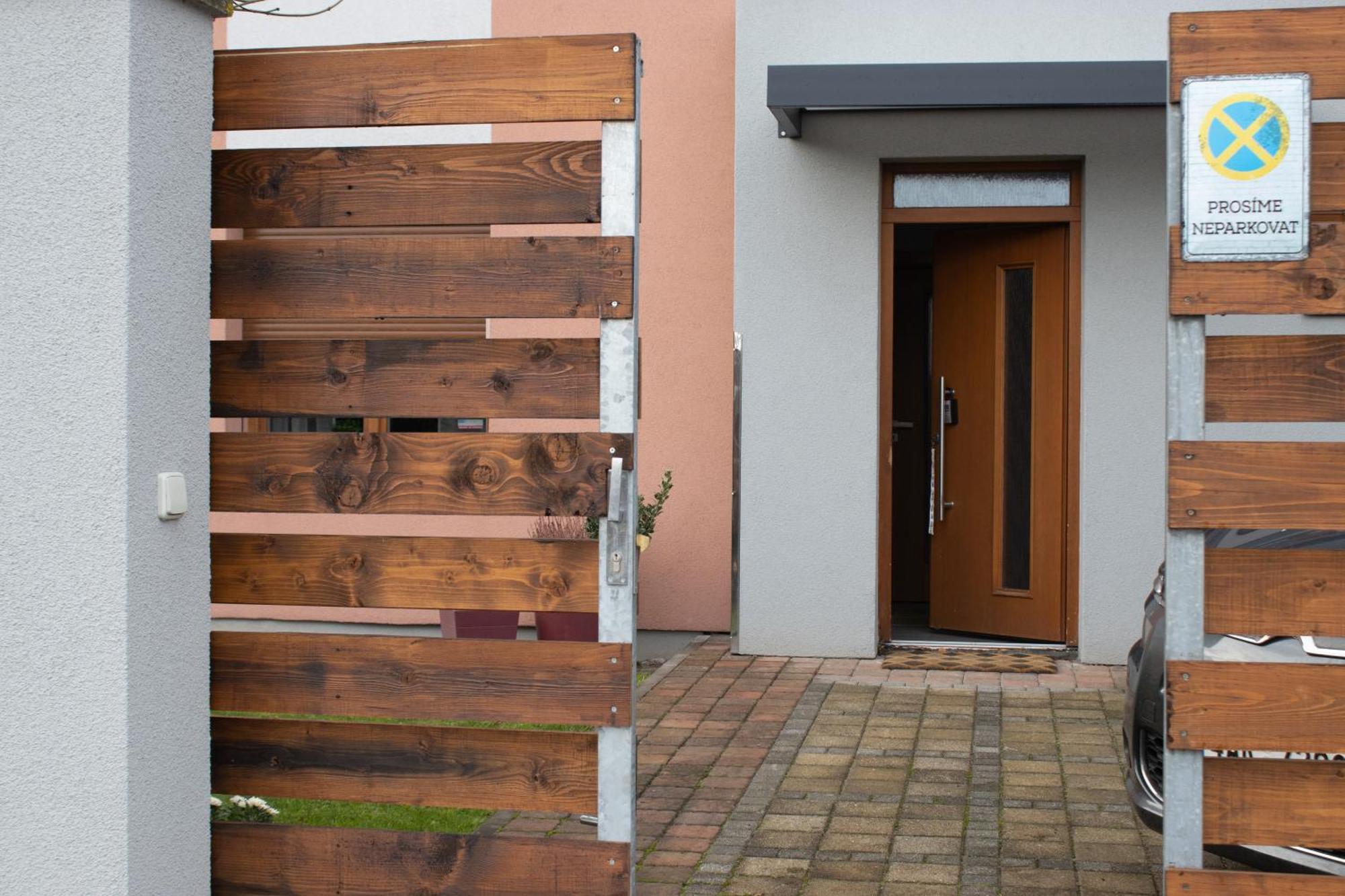 Apartman U Lesa Nove Jirny Luaran gambar